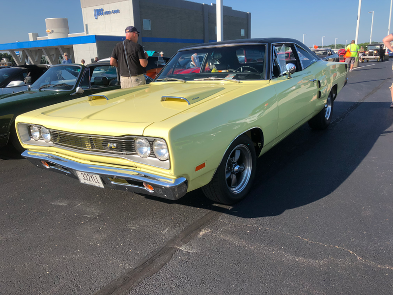 Illustration for article titled Small cruise night photo dump